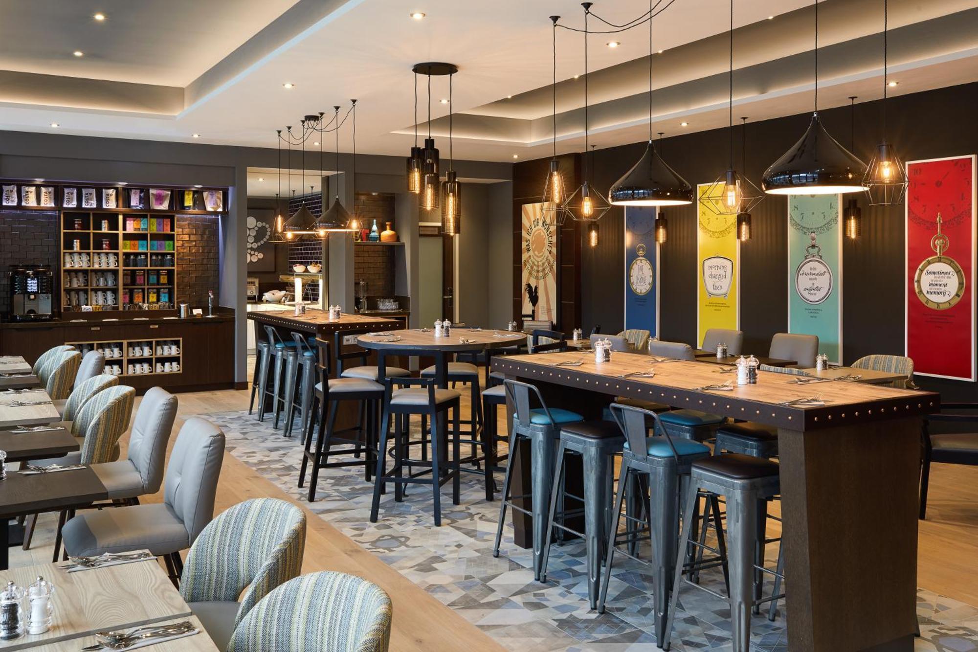 Premier Inn Hamburg City Zentrum Экстерьер фото